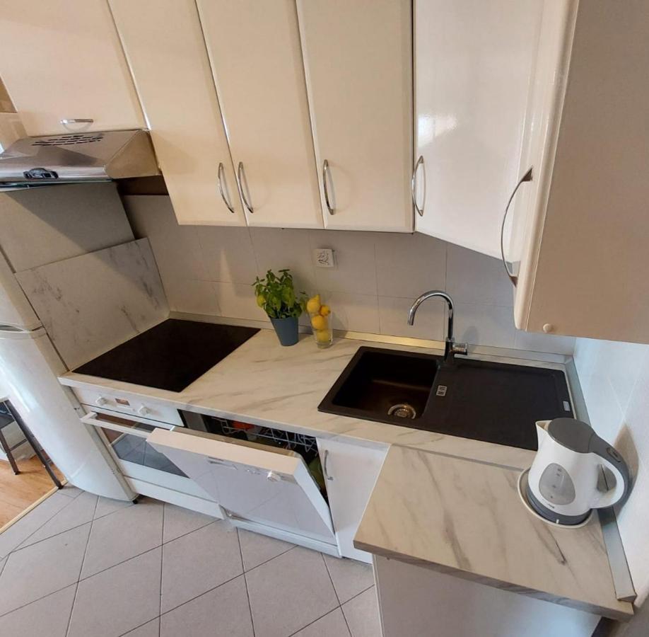 Apartment Vira Makarska Eksteriør bilde