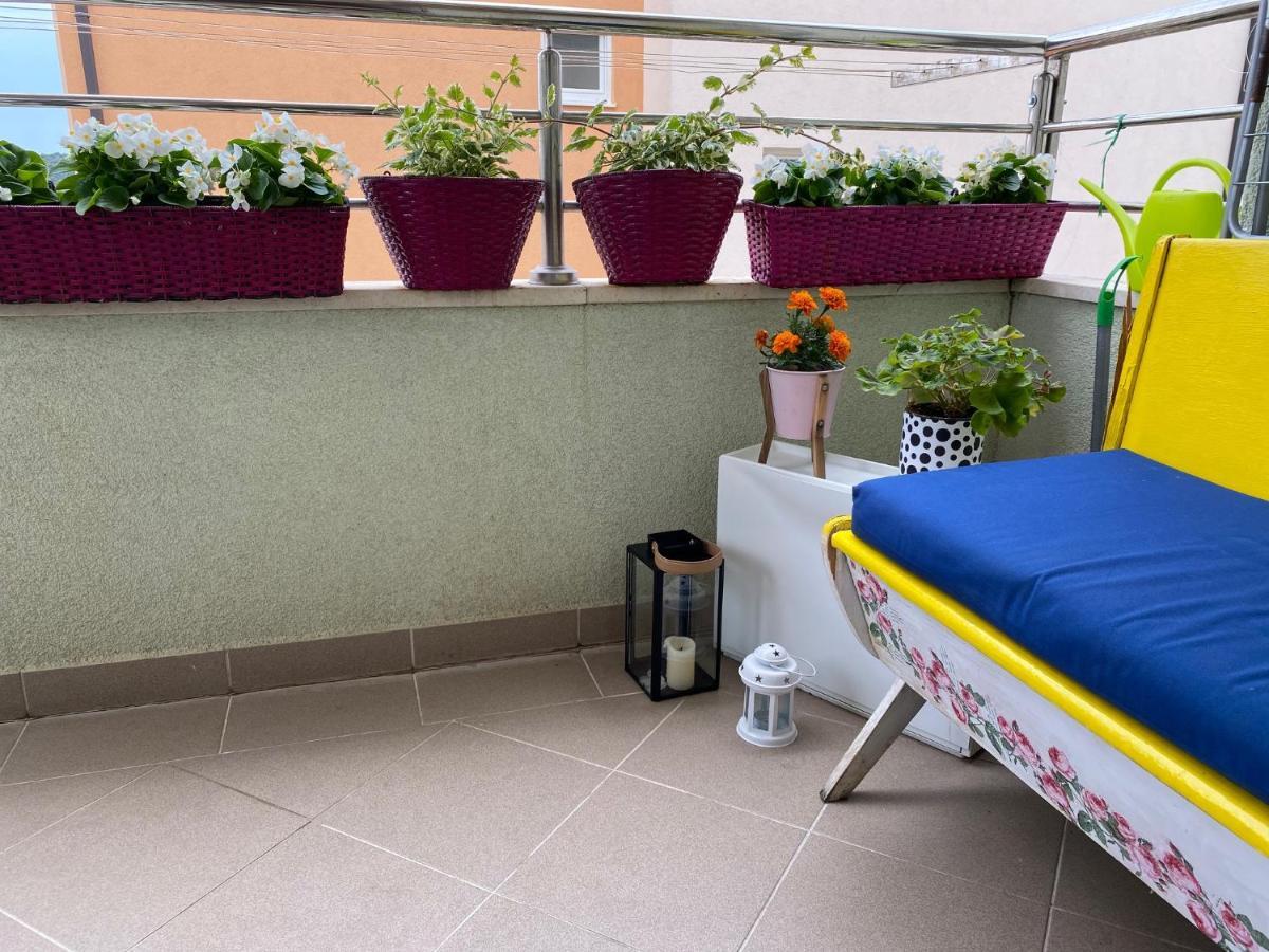 Apartment Vira Makarska Eksteriør bilde